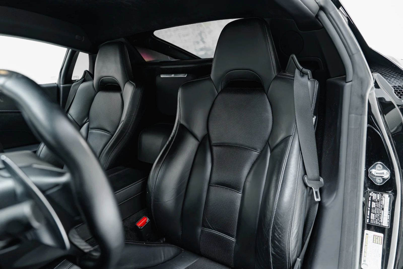 2017 Acura NSX SH-AWD Sport Hybrid, 3/30