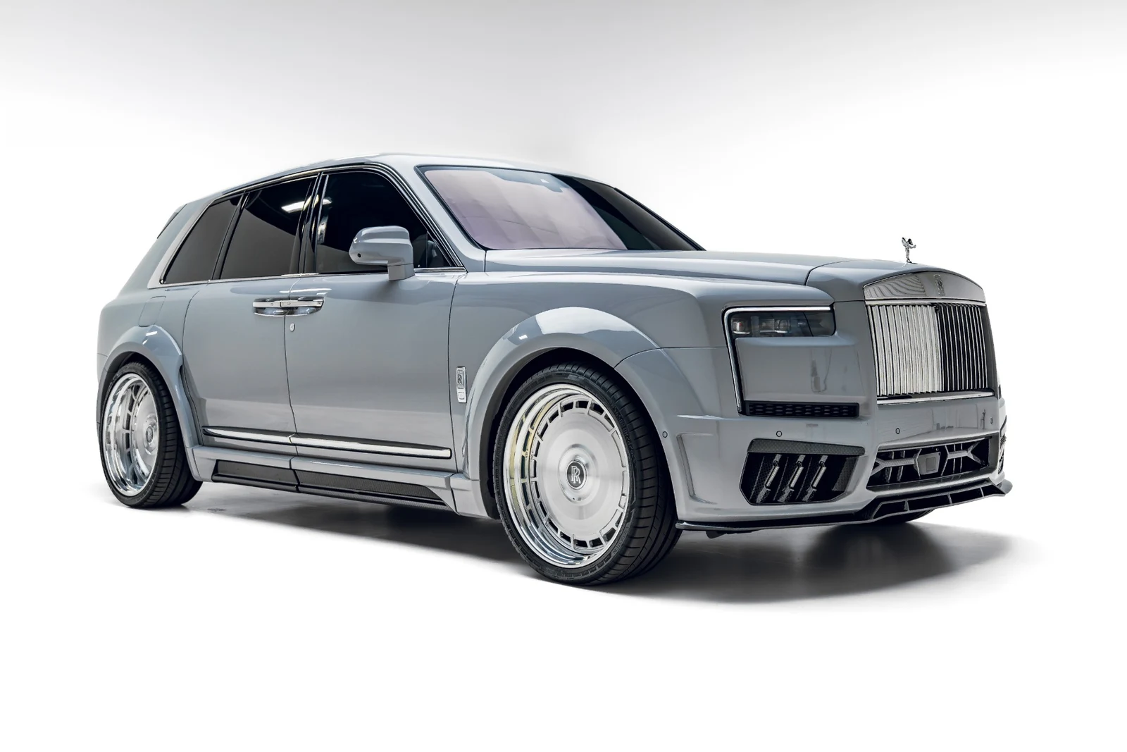 2026 Rolls-Royce Cullinan Series II, 3/30