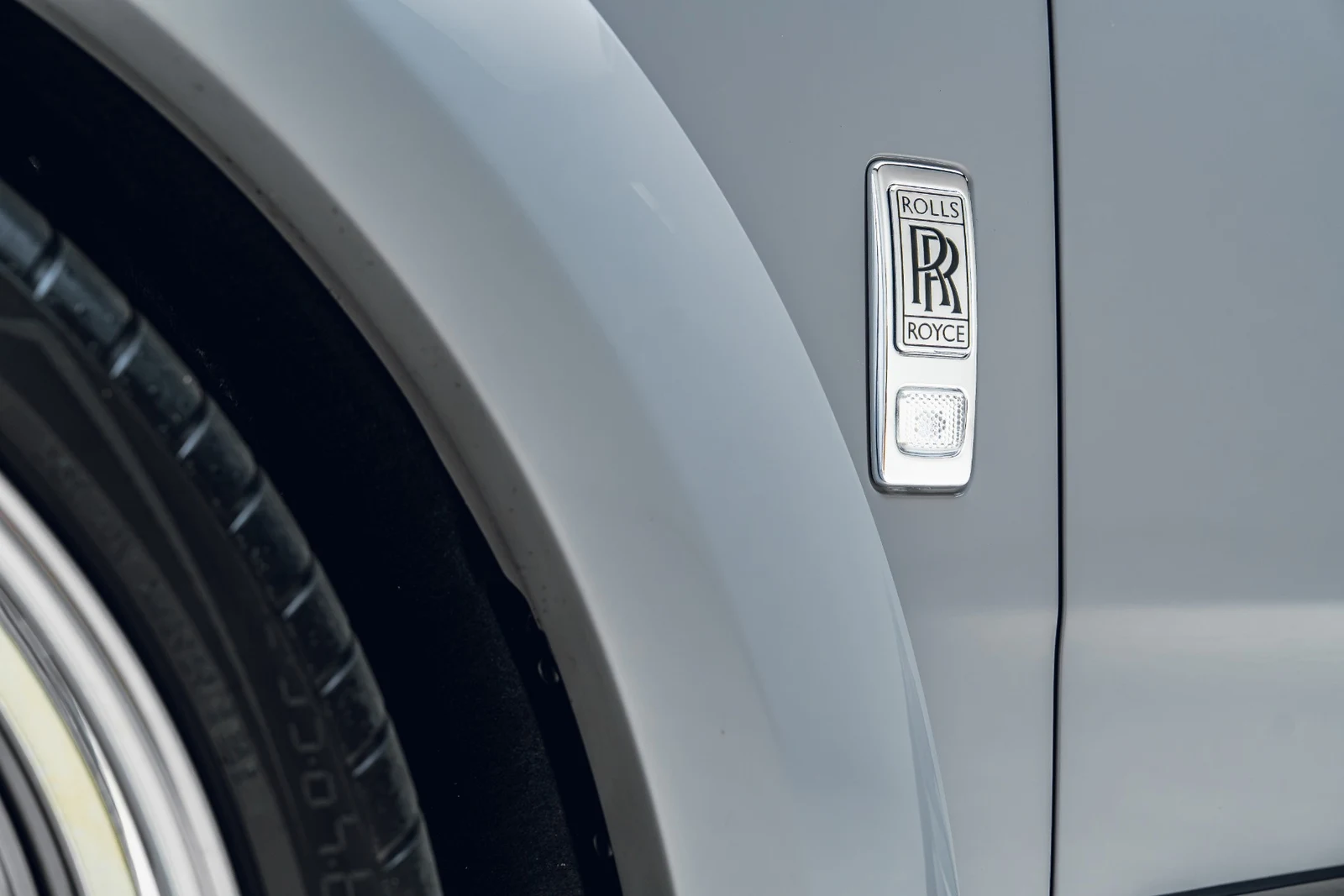 2026 Rolls-Royce Cullinan Series II, 15/30