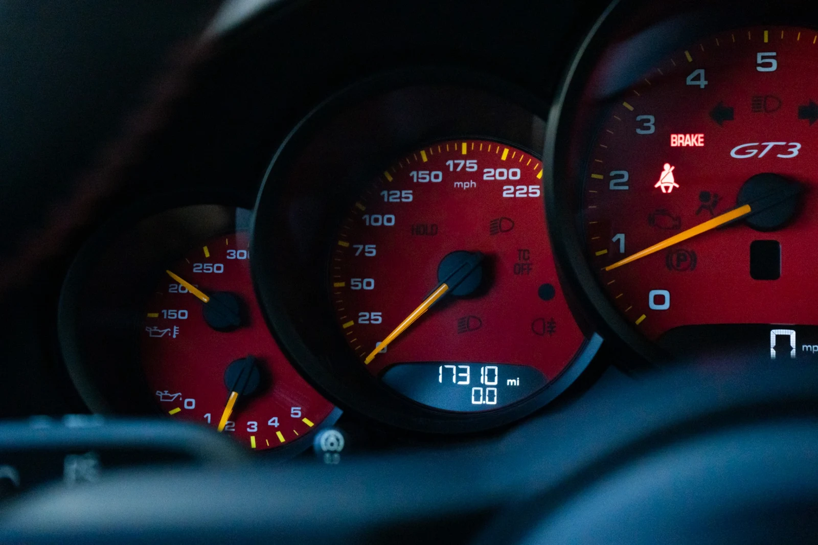 2018 Porsche 911 (991.2) GT3 Touring, 8/30