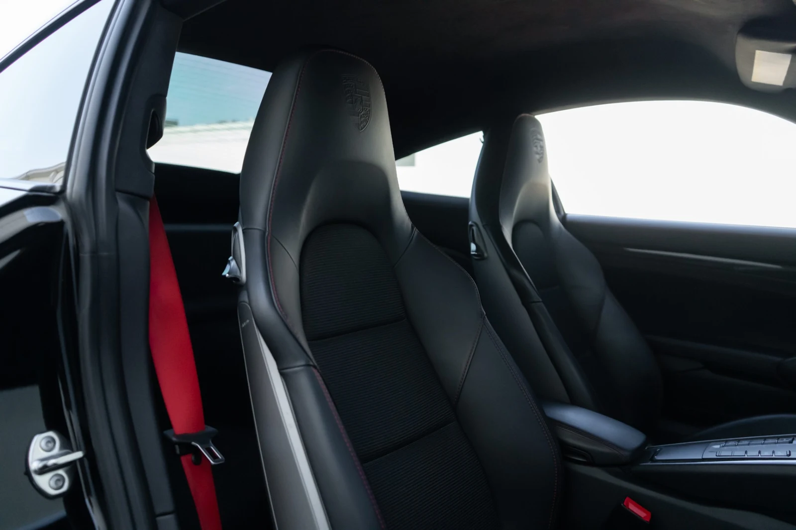 2018 Porsche 911 (991.2) GT3 Touring, 17/30