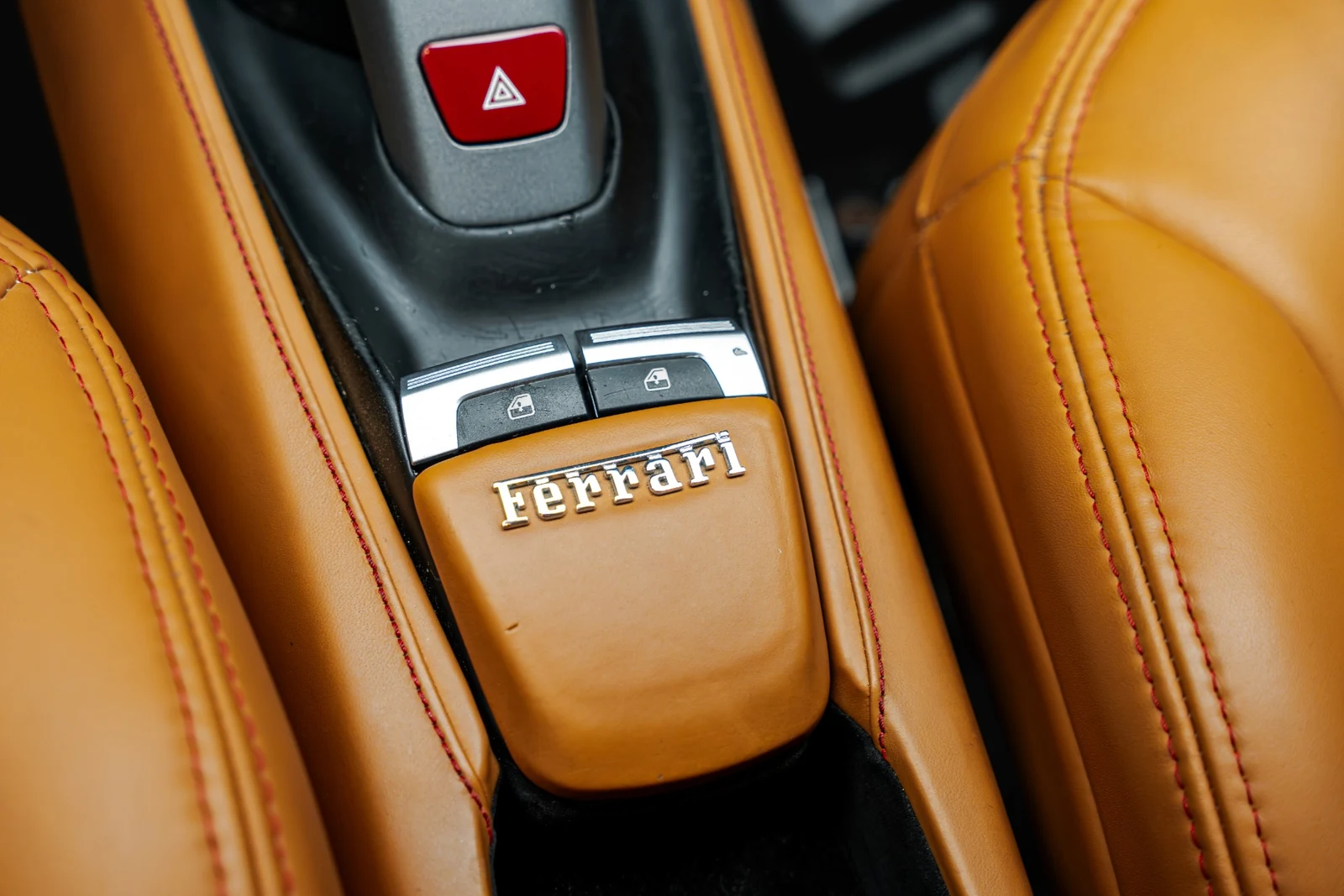 2016 Ferrari 488 GTB, 25/30