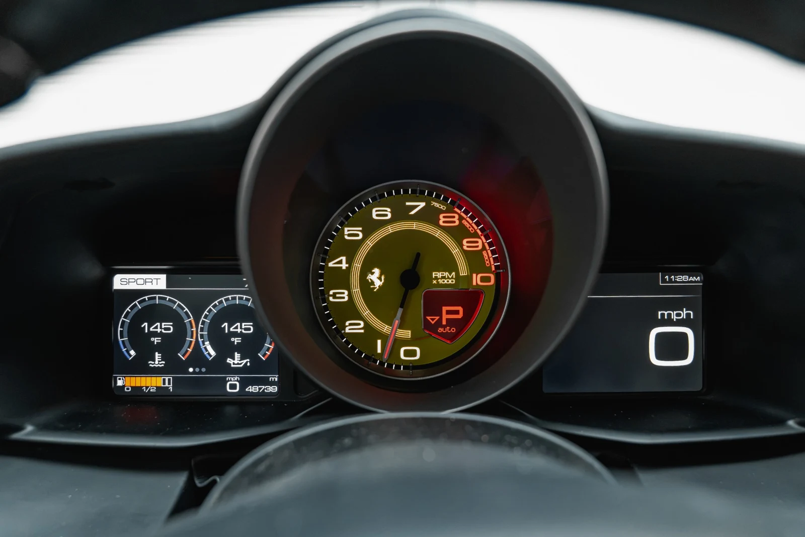 2016 Ferrari 488 GTB, 26/30