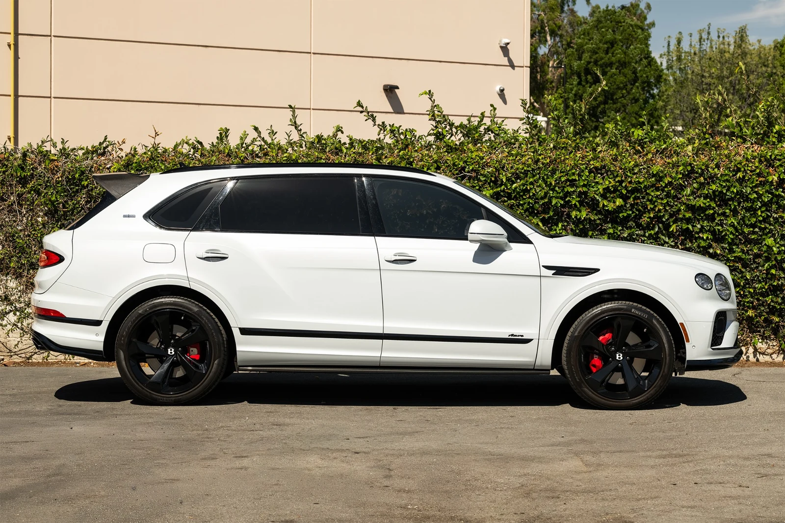 2023 Bentley Bentayga EWB Azure V8, 5/30