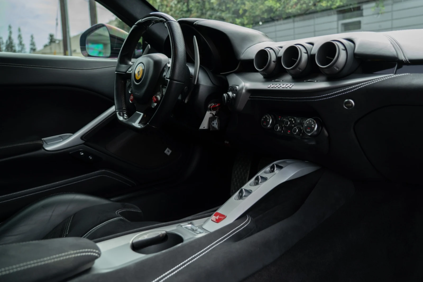 2014 Ferrari F12berlinetta, 30/30
