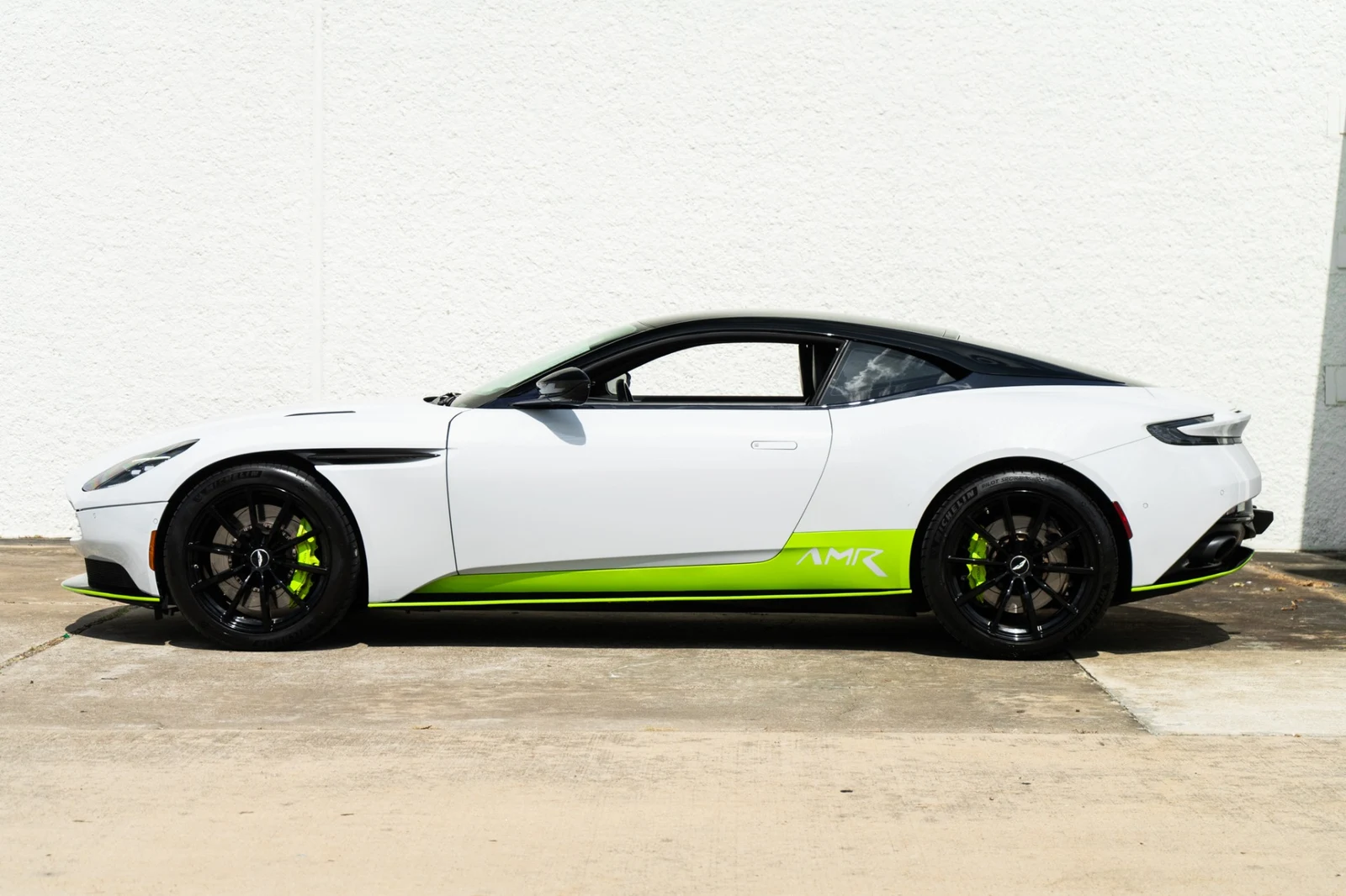 2019 Aston Martin DB11 AMR, 2/30