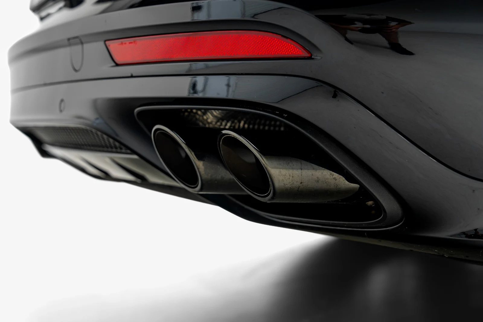 2023 Porsche Panamera GTS Sport Turismo, 18/30