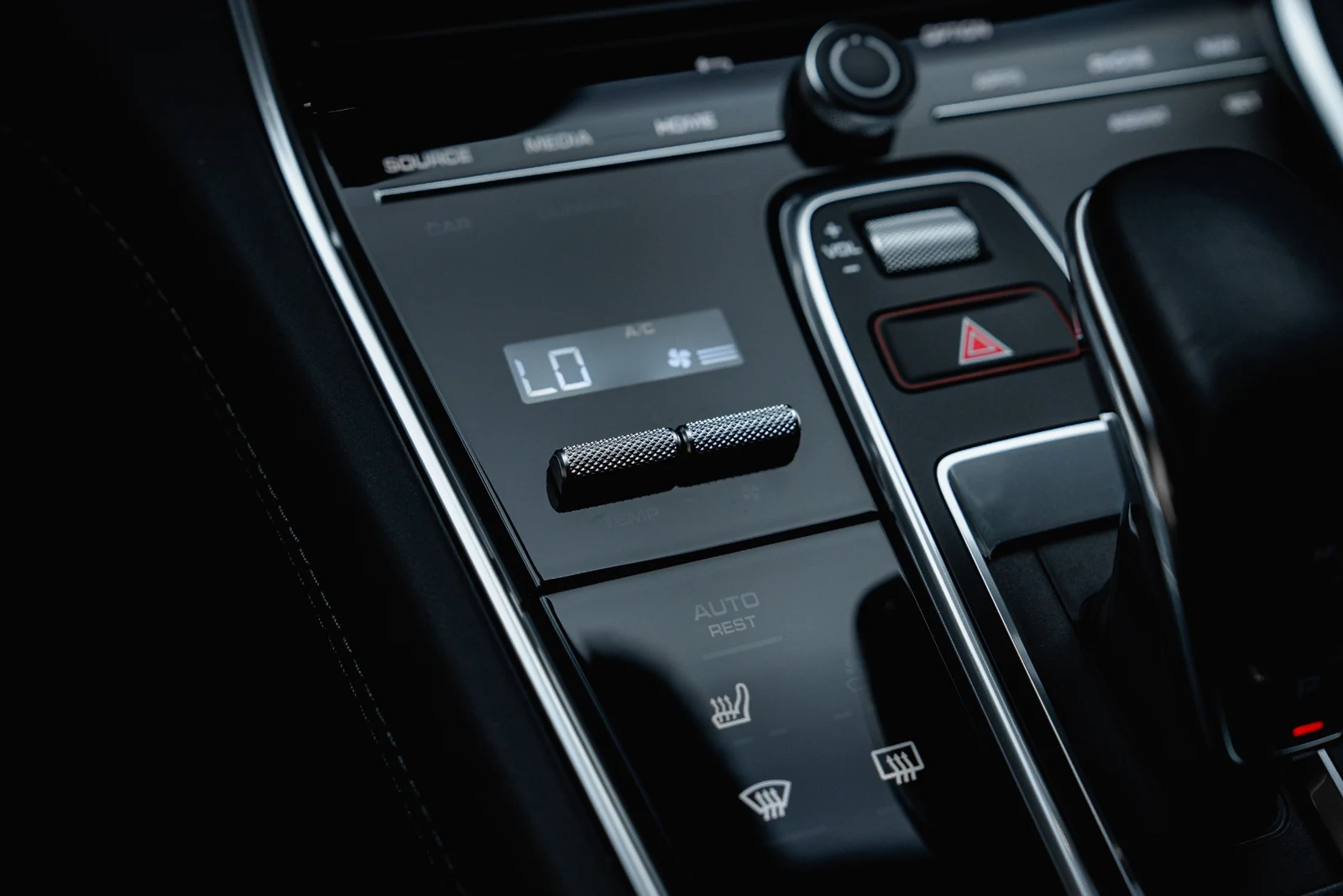 2023 Porsche Panamera GTS Sport Turismo, 27/30