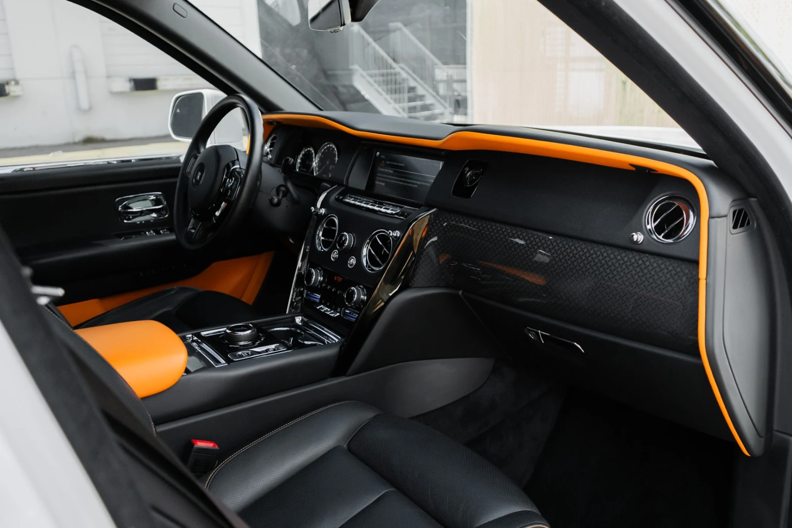 2022 Rolls-Royce Cullinan Black Badge, 9/30