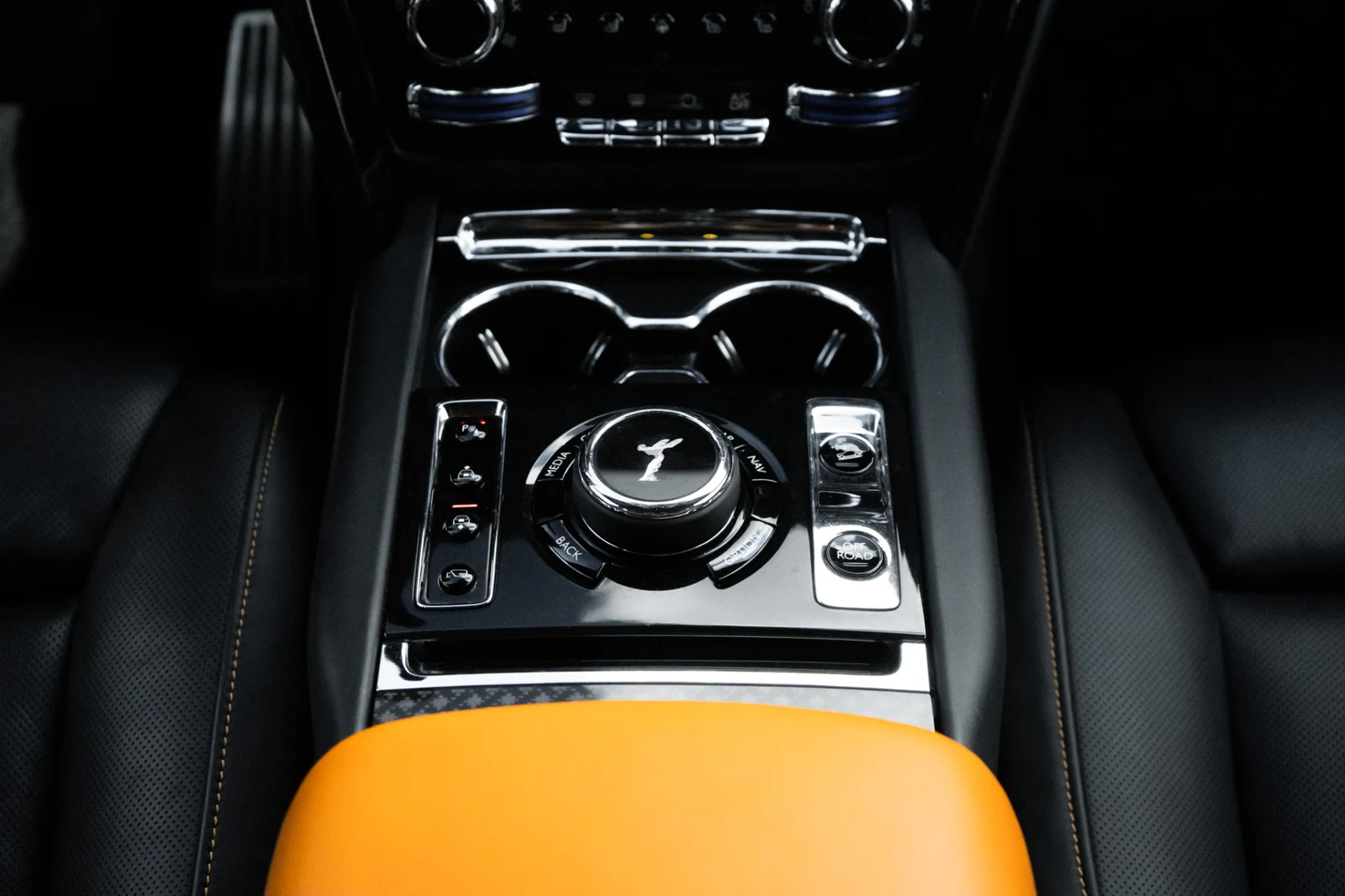 2022 Rolls-Royce Cullinan Black Badge, 12/30