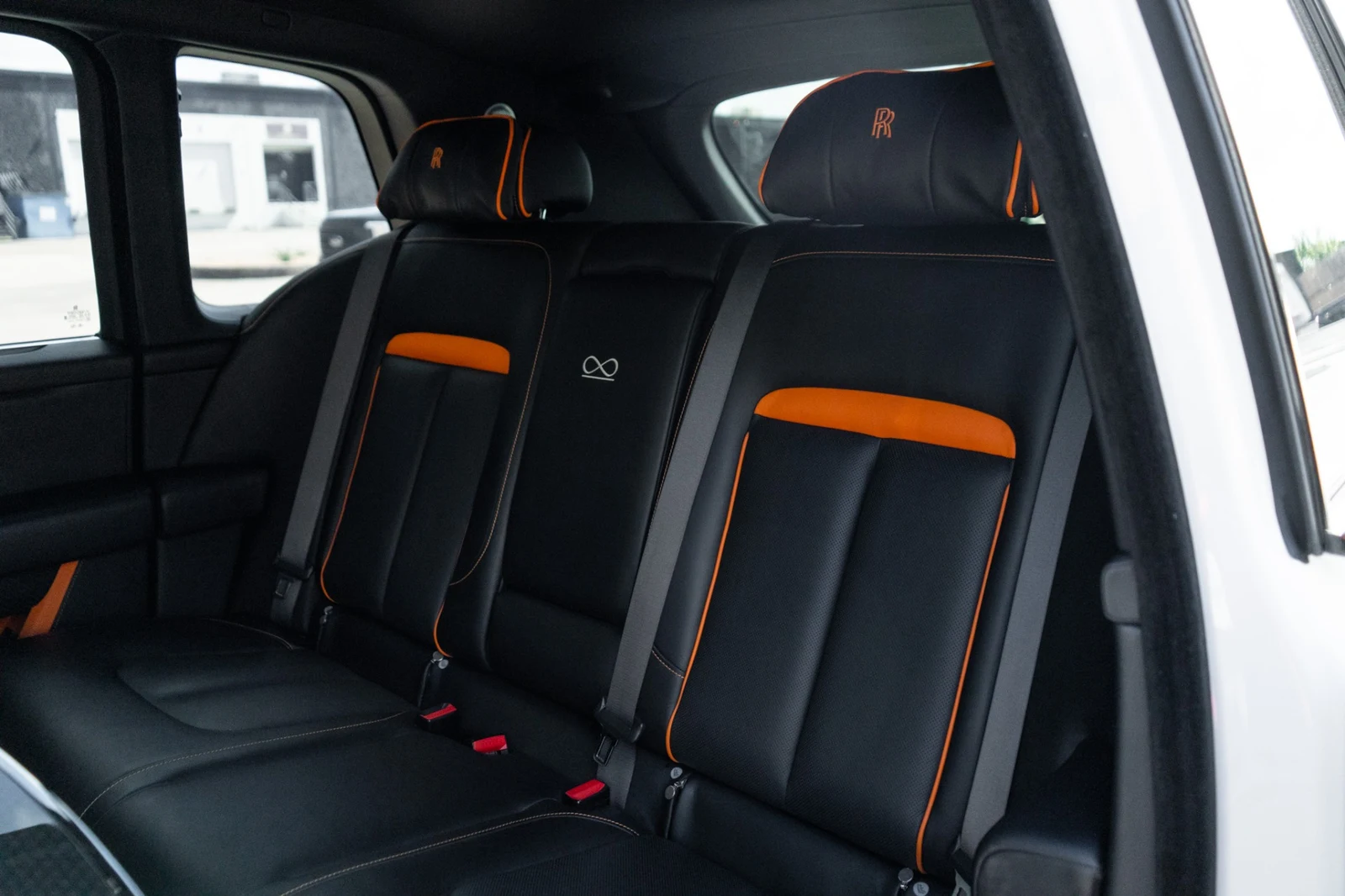 2022 Rolls-Royce Cullinan Black Badge, 19/30