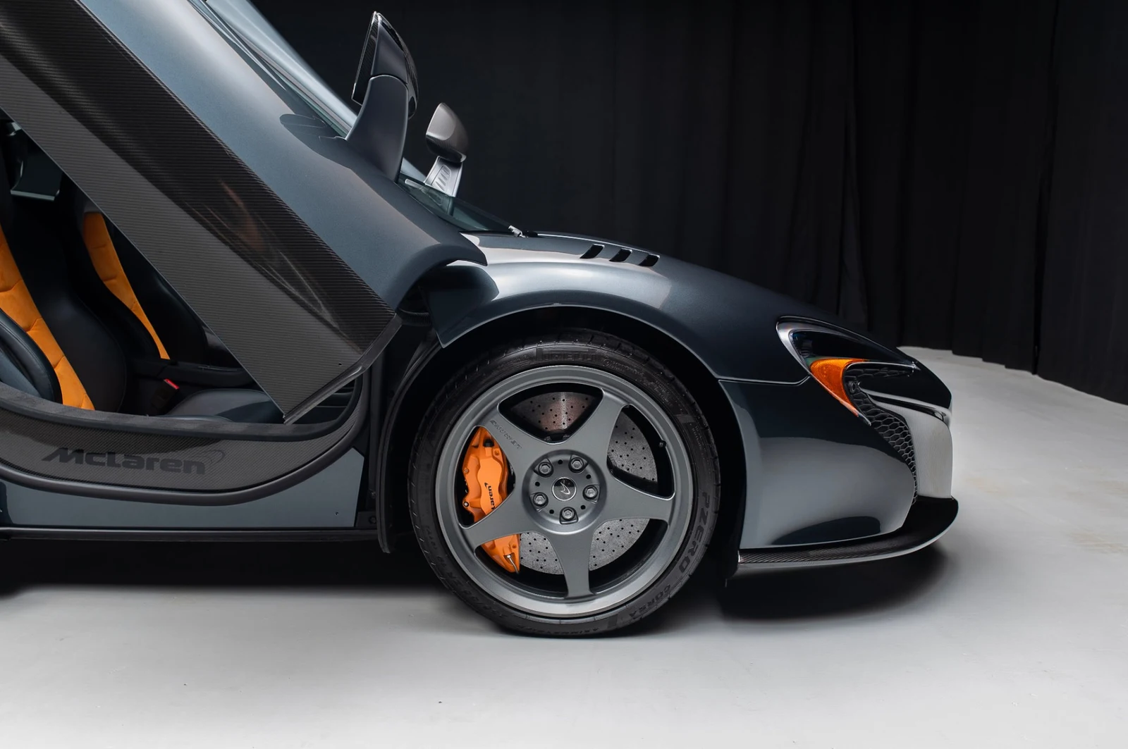2015 McLaren 650S LM Coupe ( Le Mans Special Edition 1/50 ), 2/30