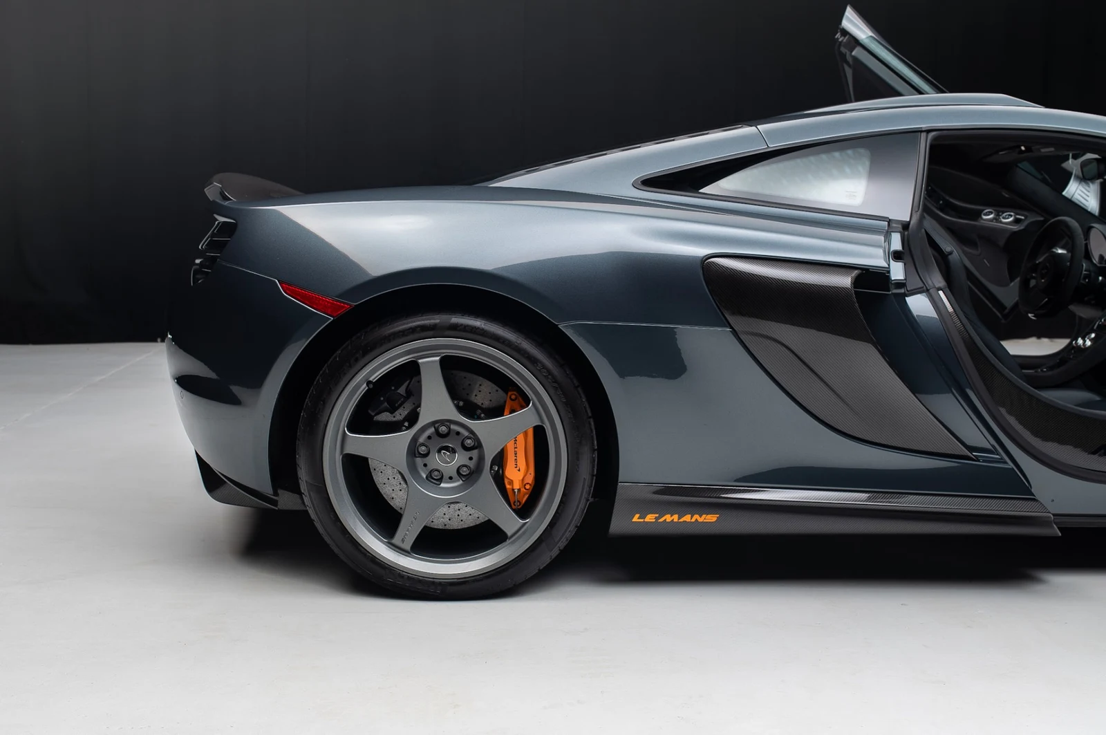2015 McLaren 650S LM Coupe ( Le Mans Special Edition 1/50 ), 3/30