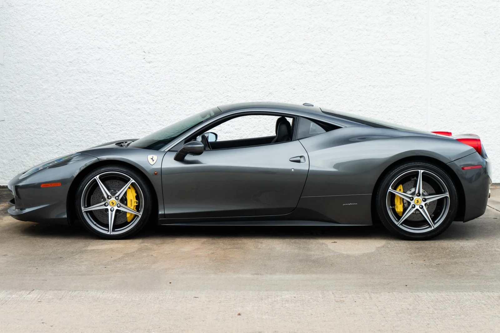2013 Ferrari 458 Italia, 6/30