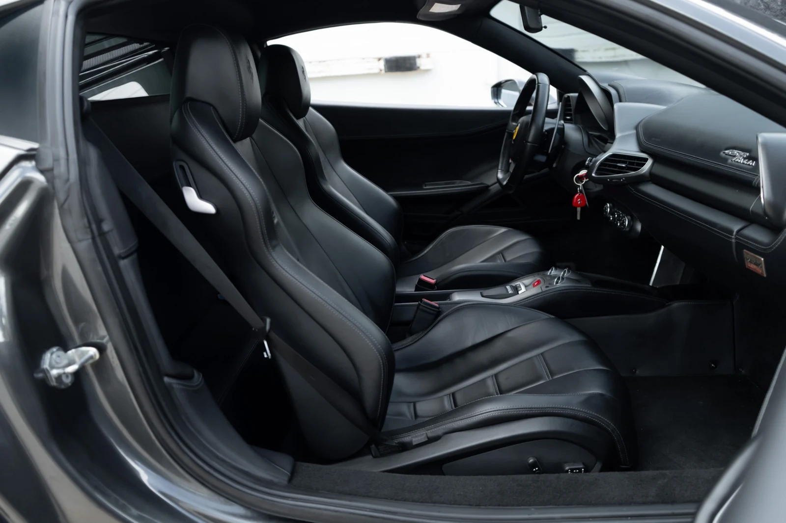 2013 Ferrari 458 Italia, 13/30