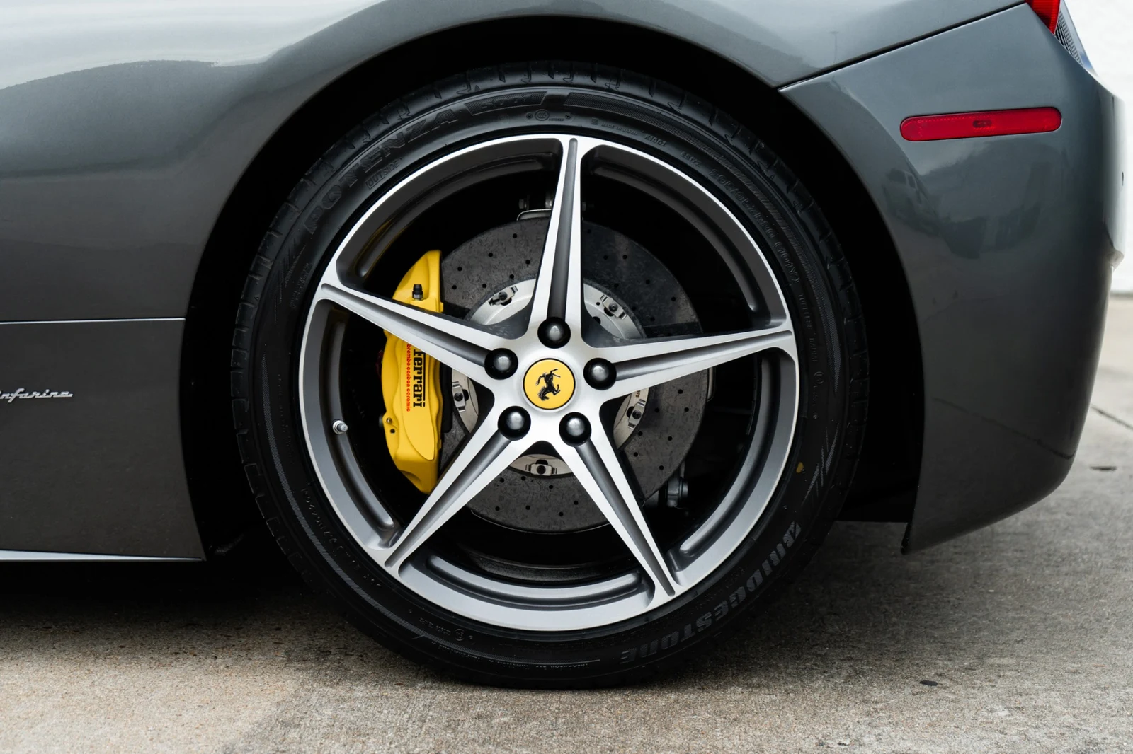 2013 Ferrari 458 Italia, 26/30