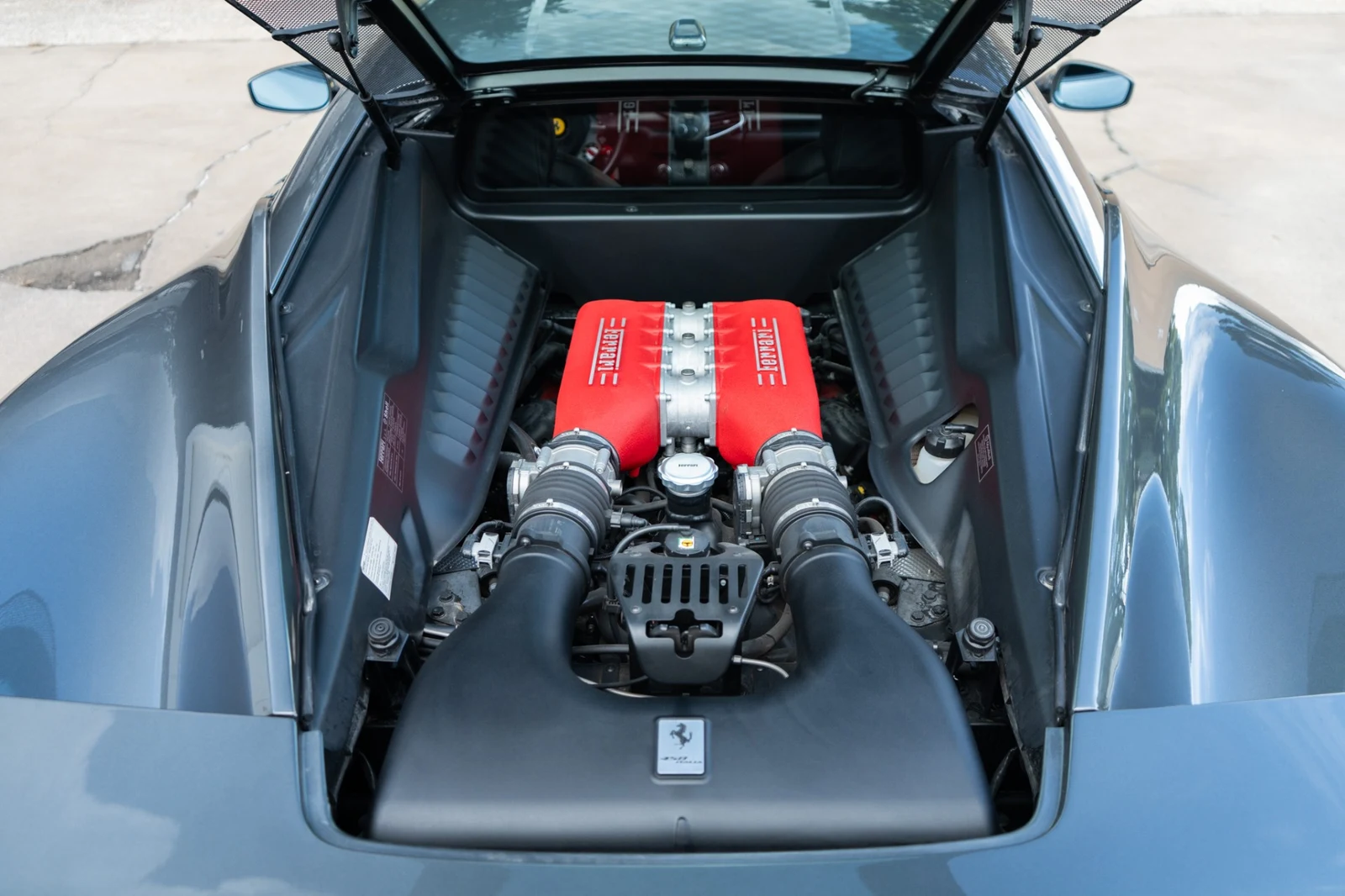 2013 Ferrari 458 Italia, 28/30