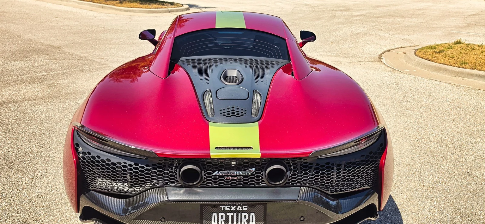 2024 McLaren Artura, 9/30