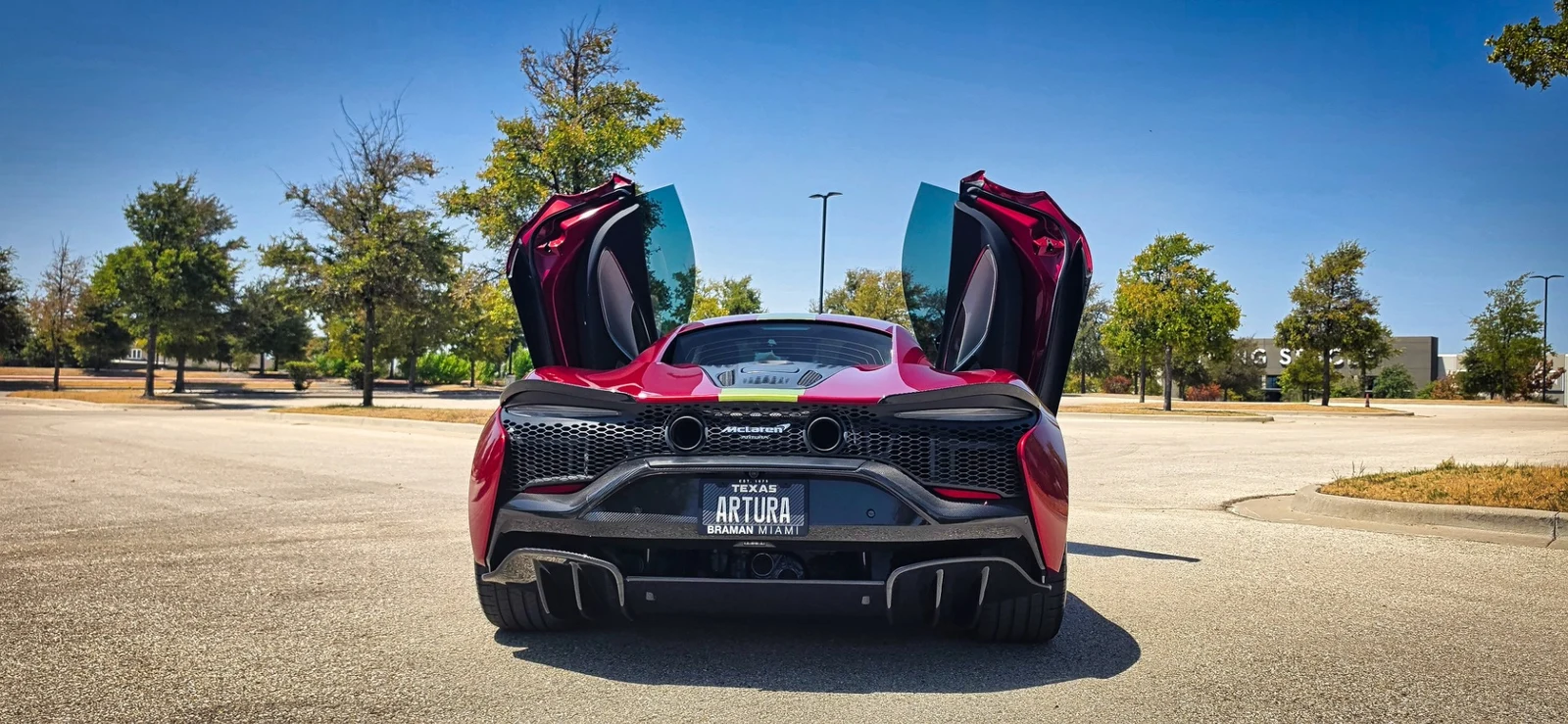 2024 McLaren Artura, 16/30