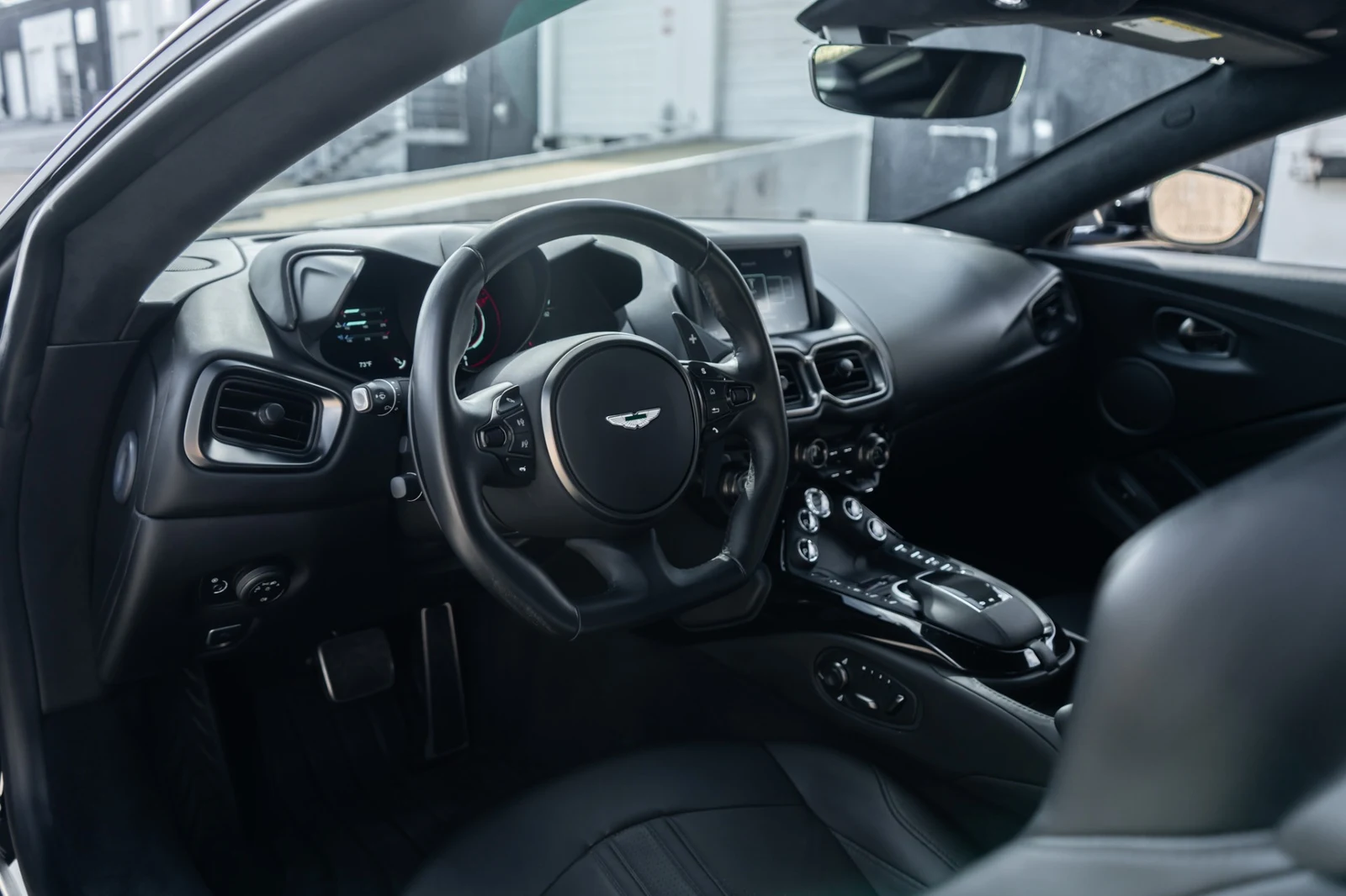 2019 Aston Martin Vantage, 4/30