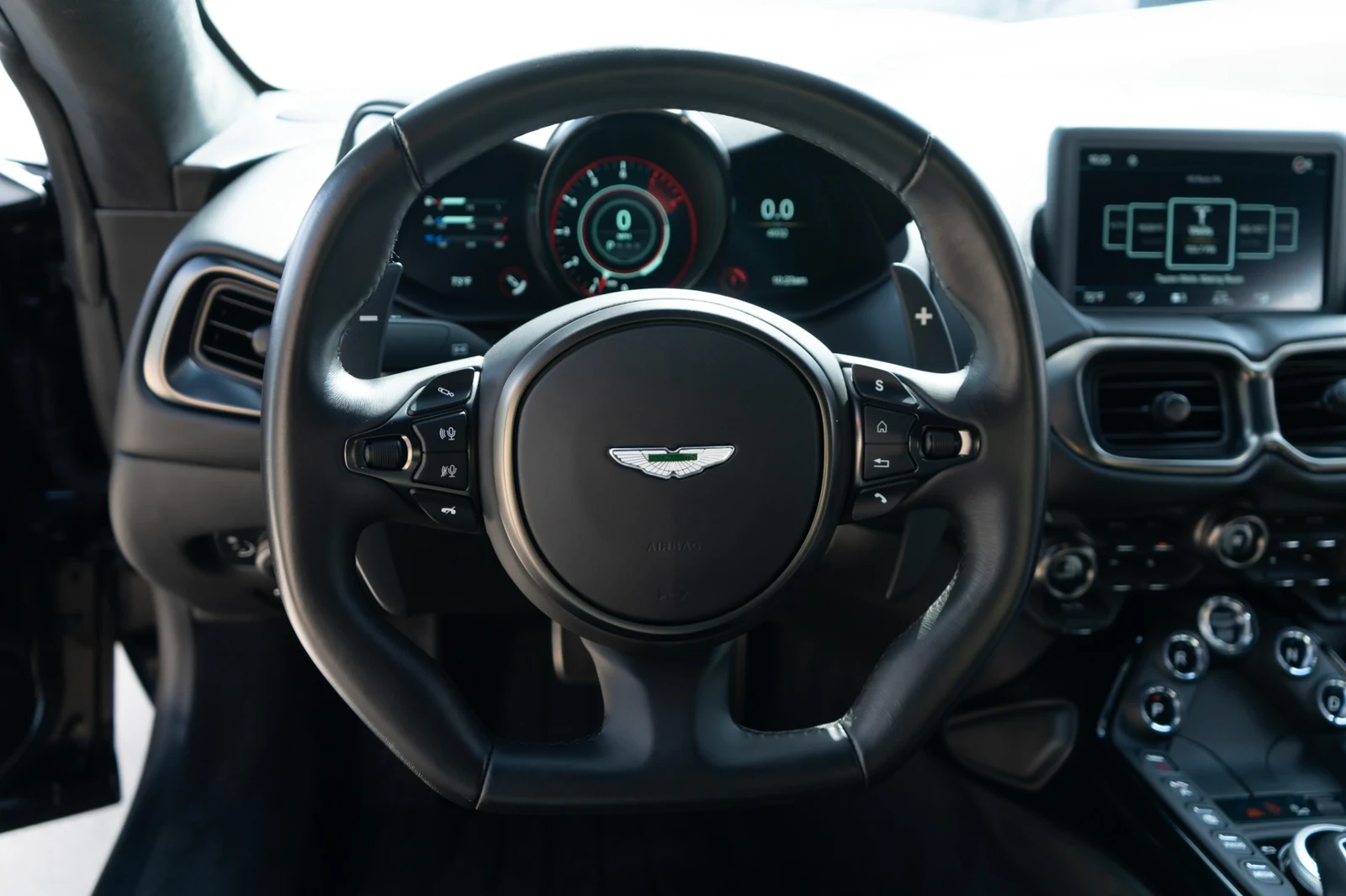 2019 Aston Martin Vantage, 8/30