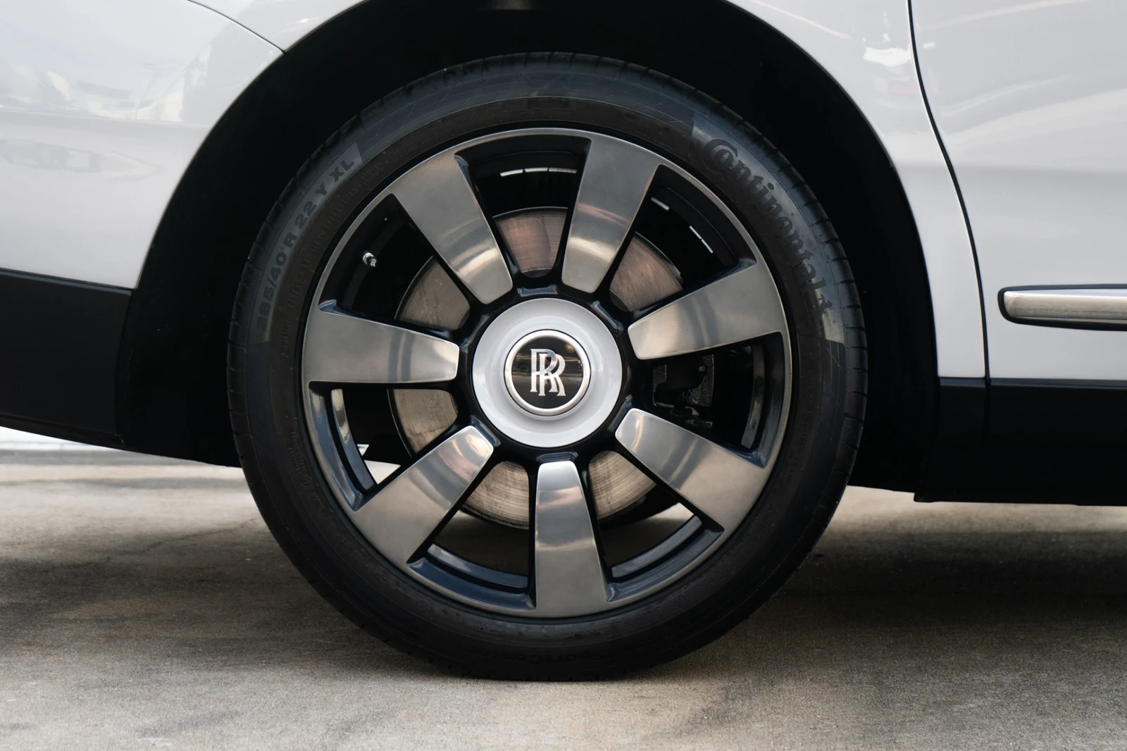 2024 Rolls-Royce Cullinan, 28/30