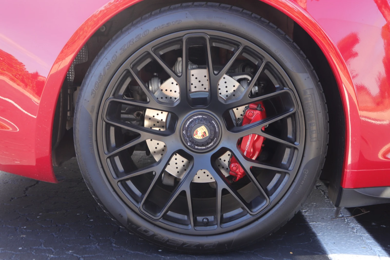 2016 Porsche 911 (991.1) Targa 4 GTS, 13/30