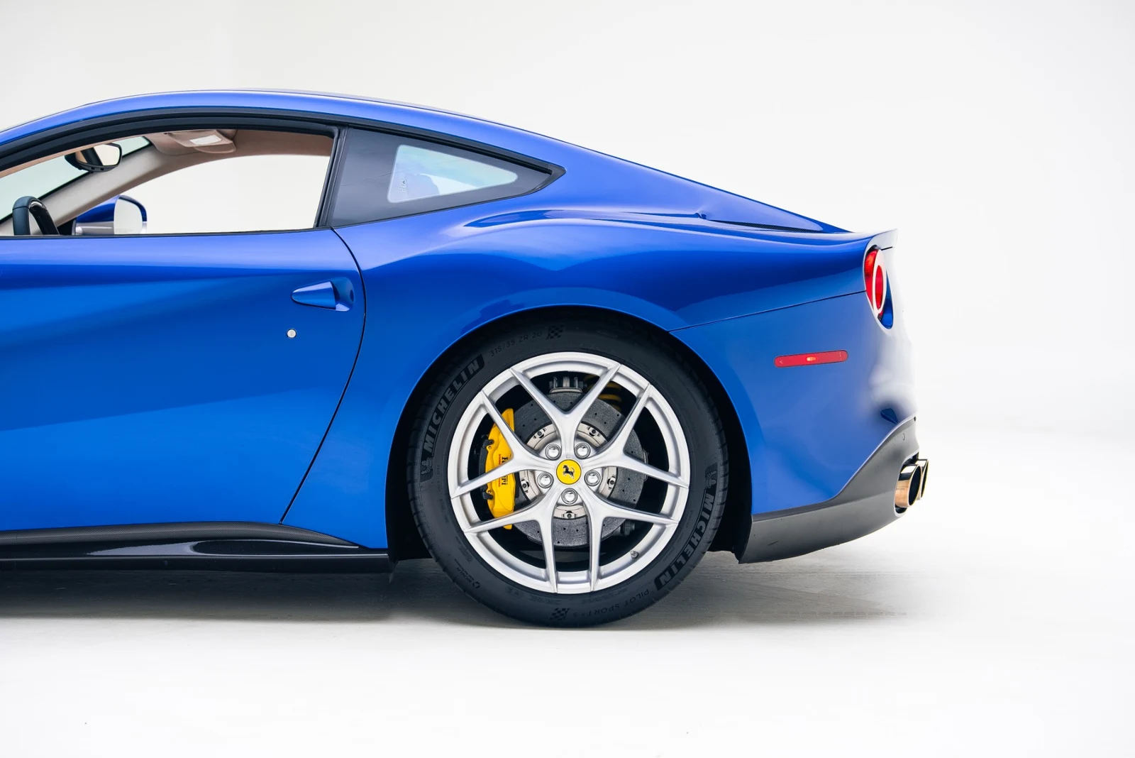 2016 Ferrari F12berlinetta, 12/30