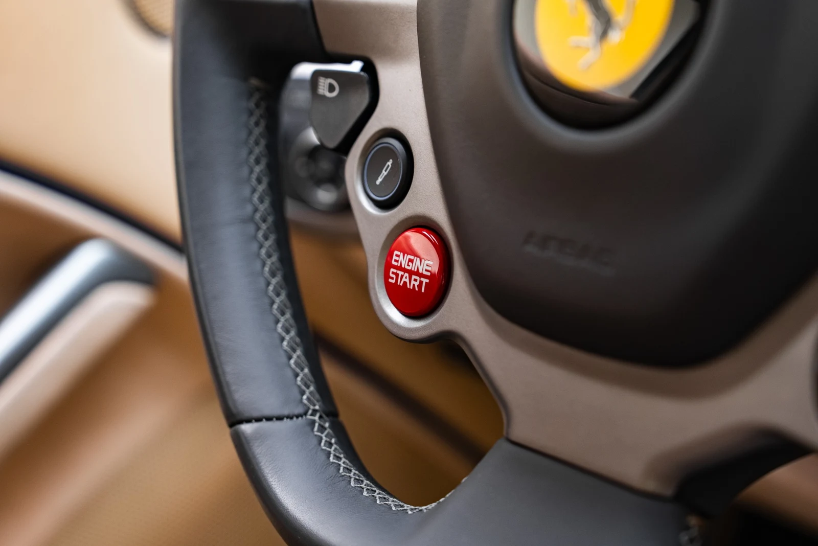 2016 Ferrari F12berlinetta, 29/30
