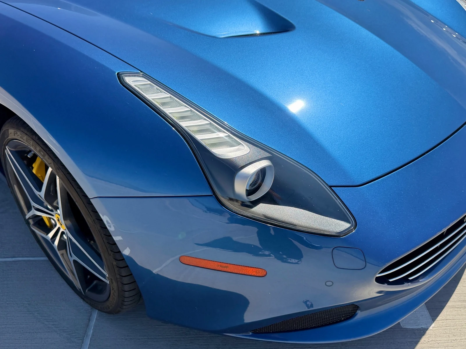 2015 Ferrari California T, 11/30