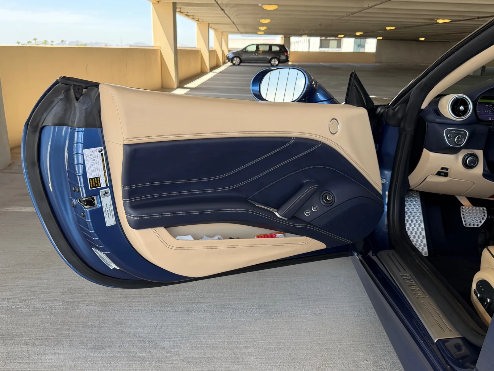 2015 Ferrari California T, 21/30
