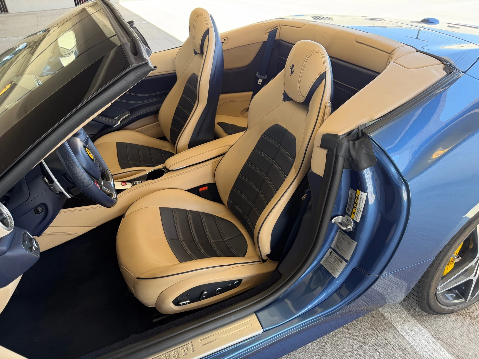 2015 Ferrari California T, 23/30