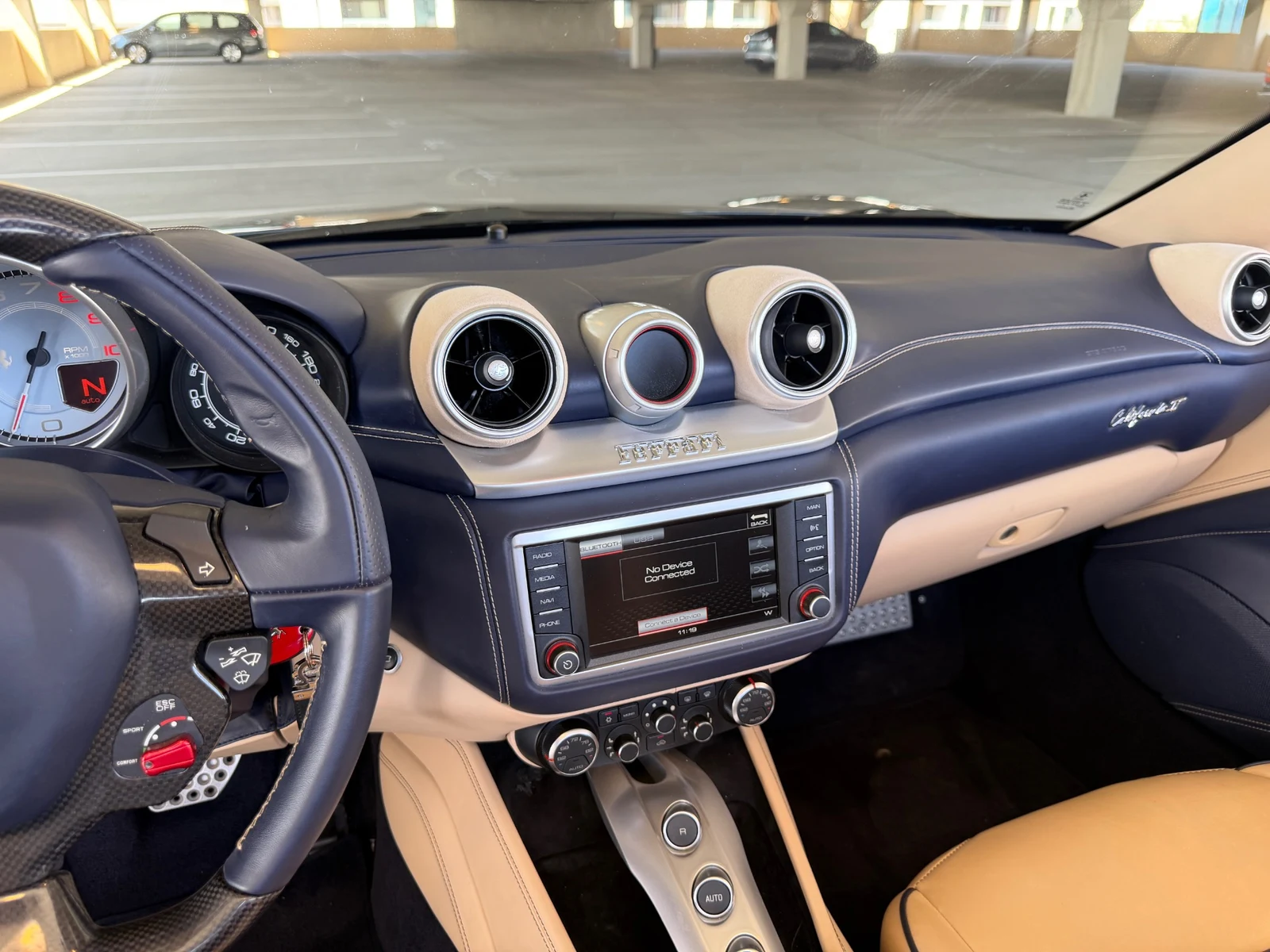 2015 Ferrari California T, 24/30
