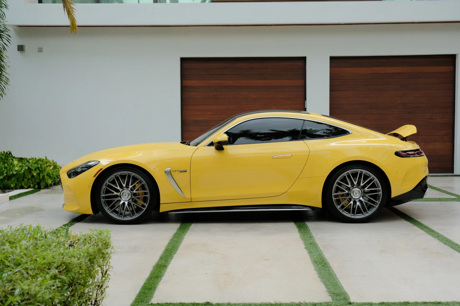 2024 Mercedes-Benz AMG GT 63, 8/30