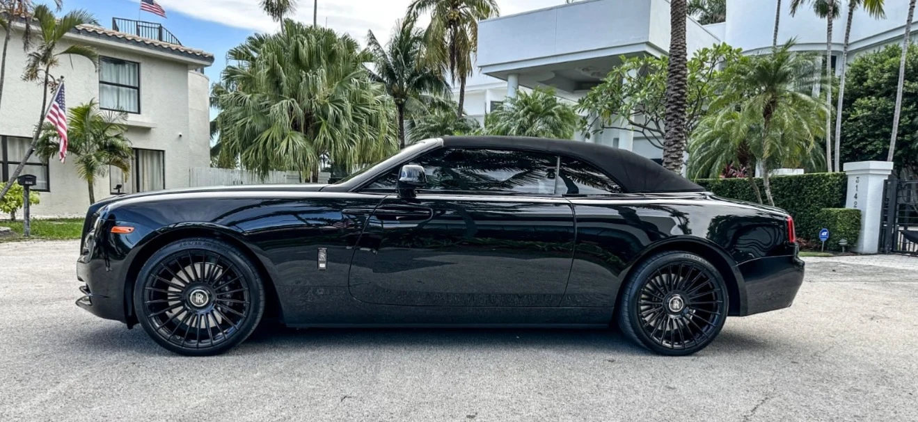 2020 Rolls-Royce Dawn Black Badge, 3/28
