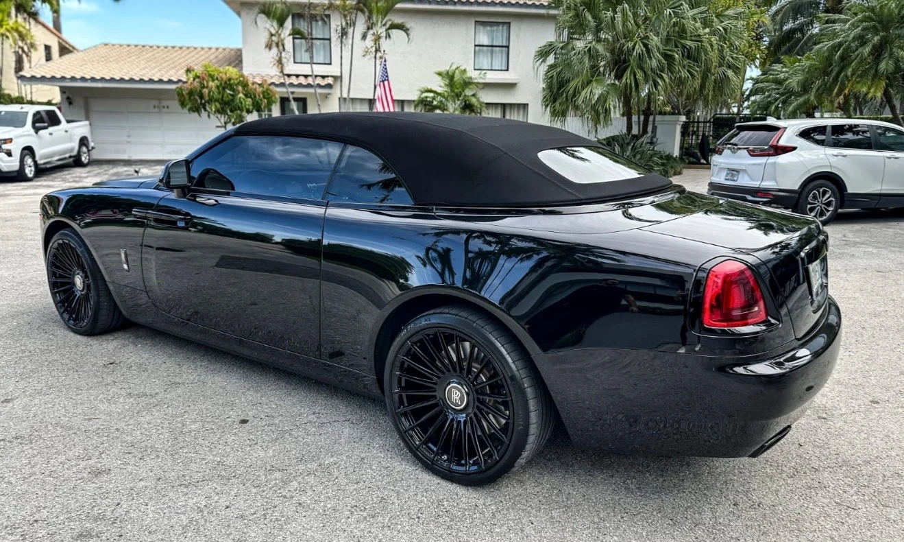 2020 Rolls-Royce Dawn Black Badge, 4/28