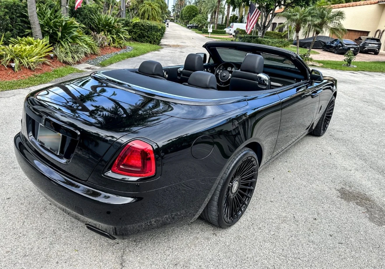 2020 Rolls-Royce Dawn Black Badge, 11/28