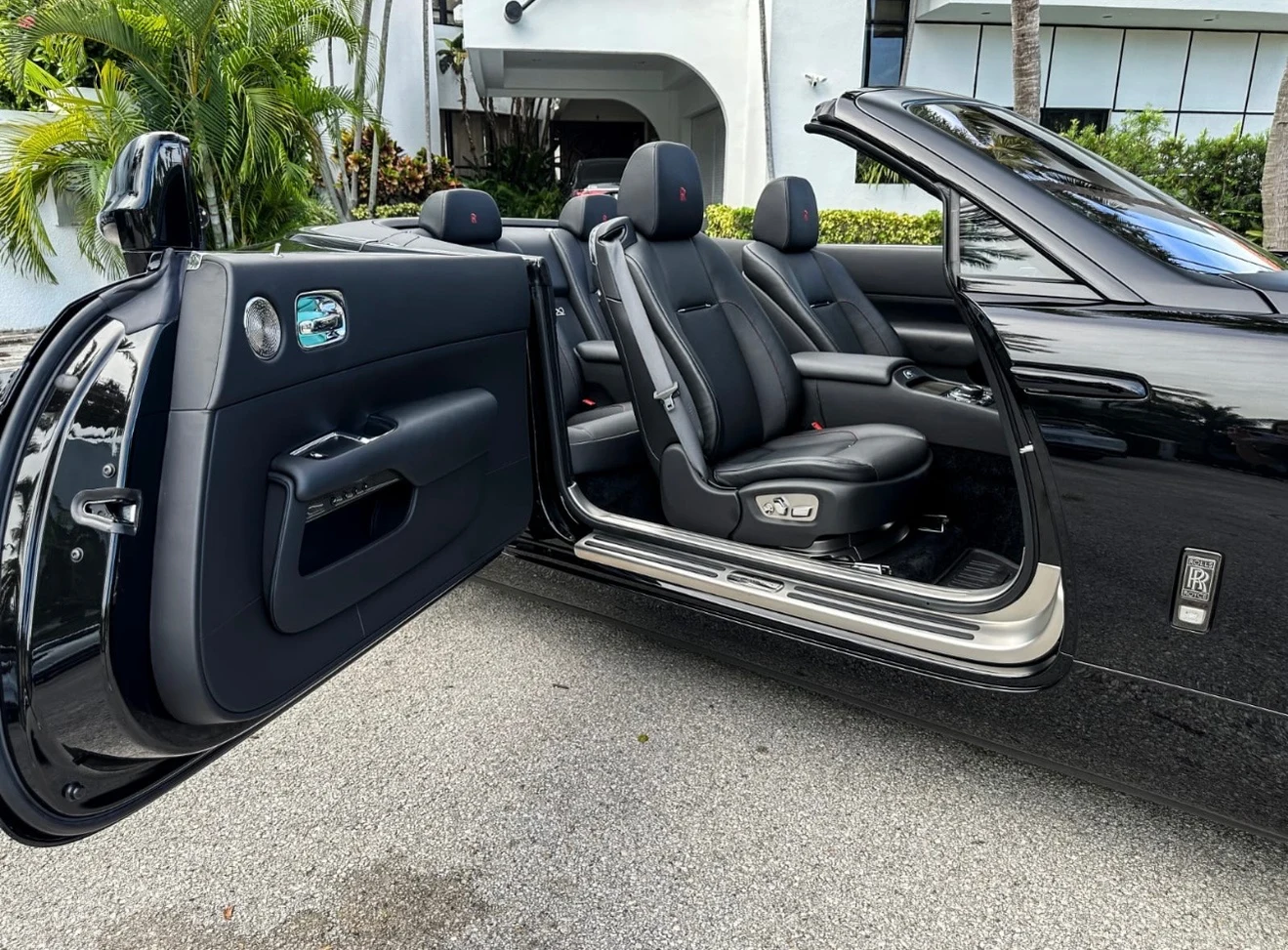 2020 Rolls-Royce Dawn Black Badge, 20/28