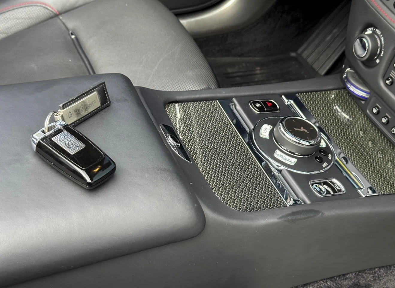 2020 Rolls-Royce Dawn Black Badge, 24/28