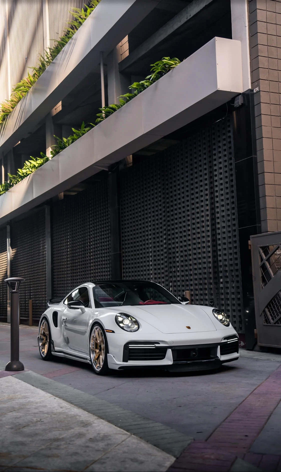 2022 Porsche 911 (992.1) Turbo S, 3/27