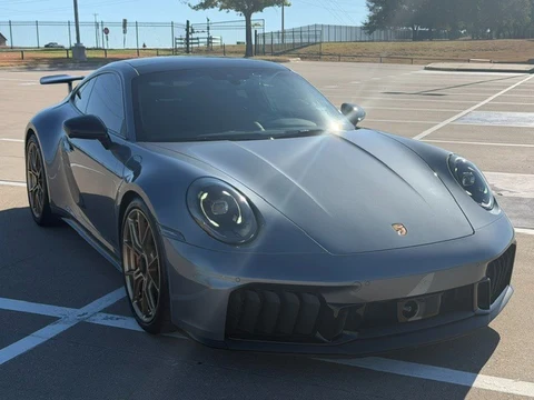 2026 Porsche 911 (992.2) Carrera GTS, 8/21