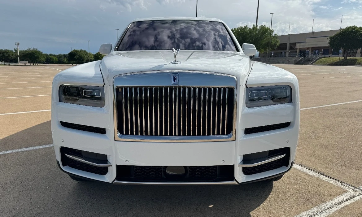 2024 Rolls-Royce Cullinan, 2/17