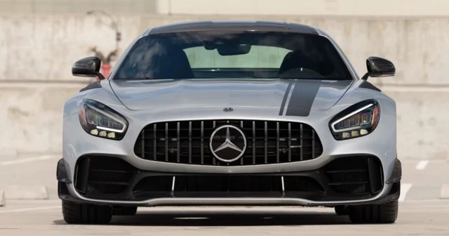 2020 Mercedes-Benz AMG GT R Pro, 2/18