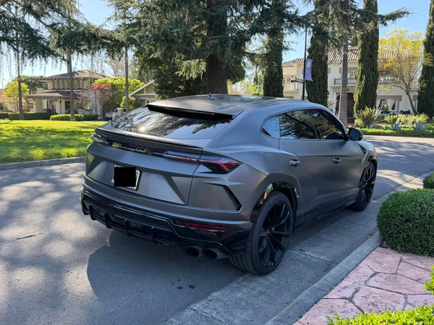 2022 Lamborghini Urus, 4/16