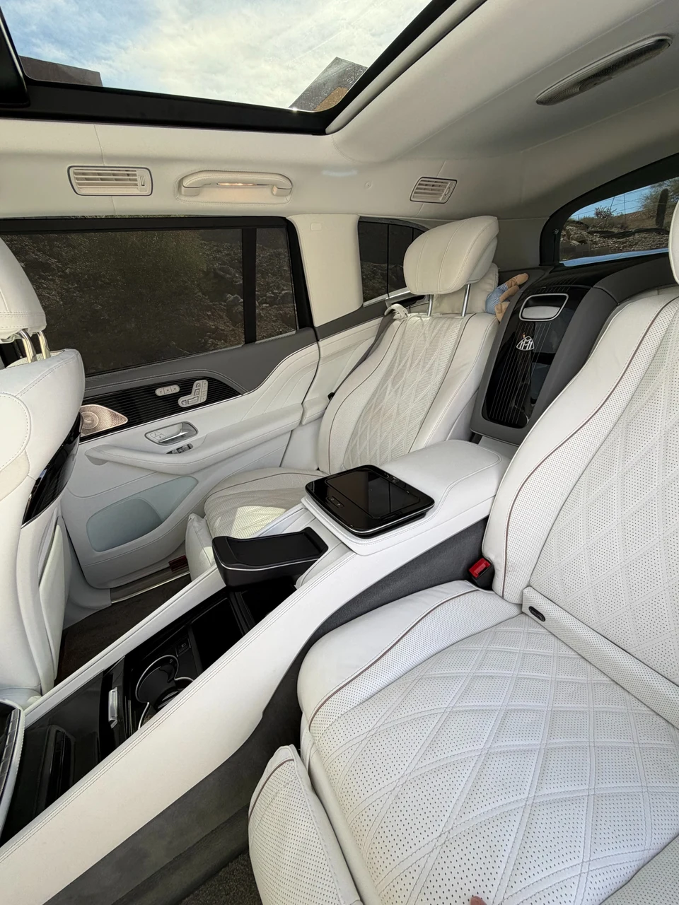 2024 Mercedes-Benz Mercedes-Maybach GLS 600 4MATIC (X167), 13/14