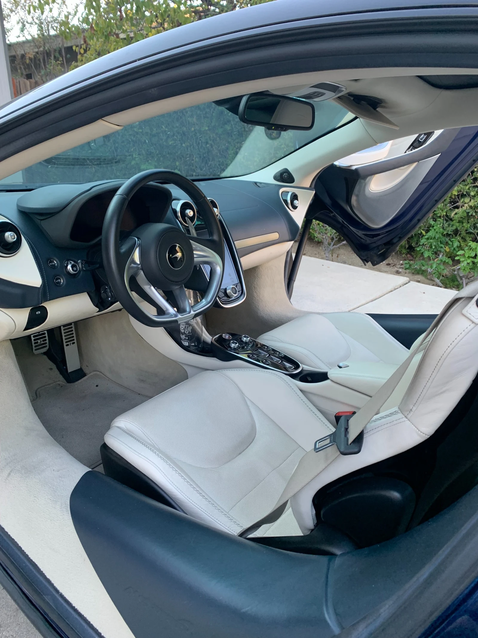 2020 McLaren GT, 9/14