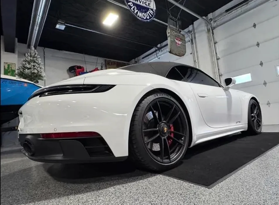 2024 Porsche 911 (992.1) Carrera GTS, 2/9