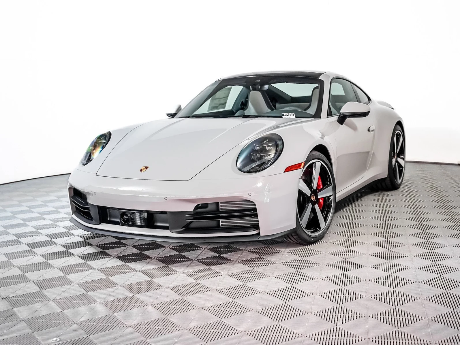 Porsche 911 (992) Carrera S | iLusso Palm Beach