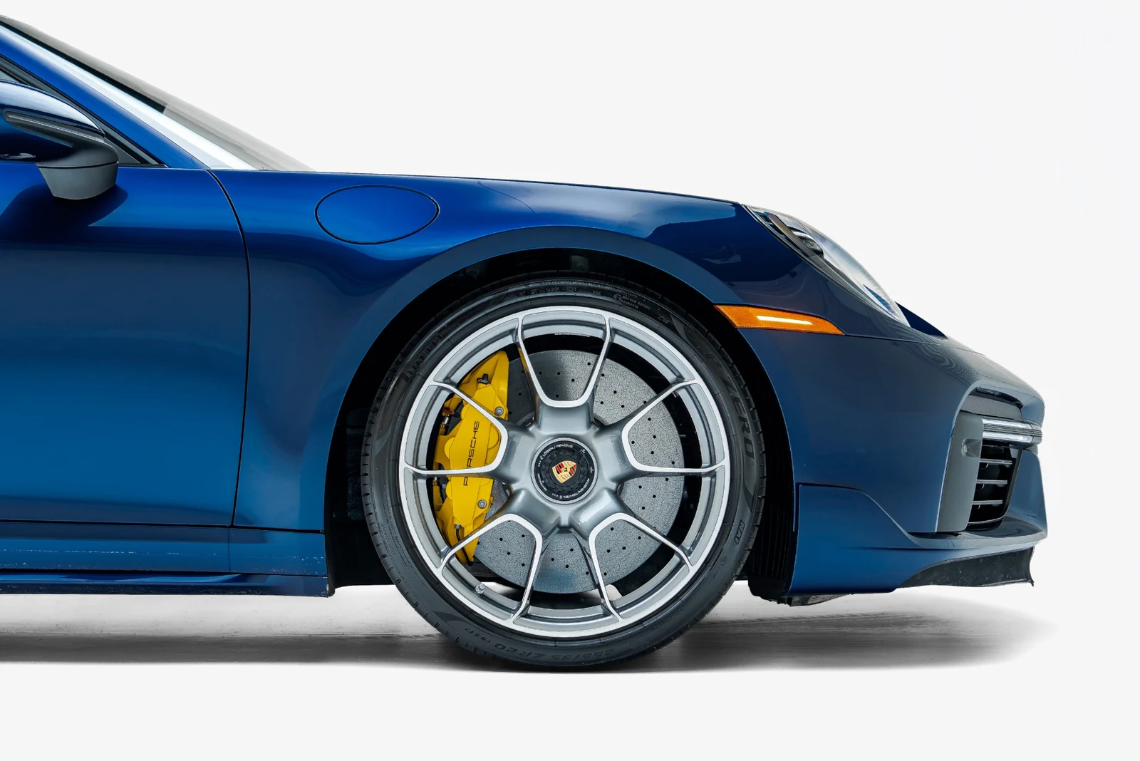 2022 Porsche 911 Turbo S, 8/30