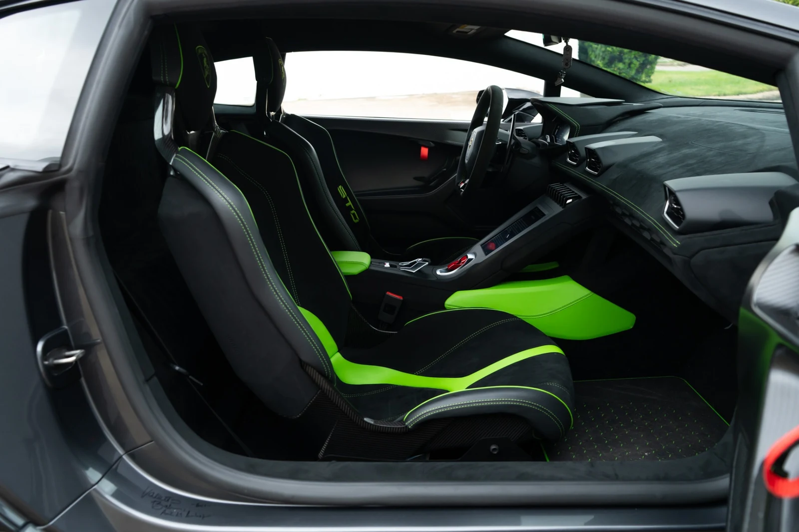 2021 Lamborghini Huracán STO, 16/30